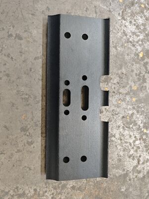 TST135A ट्रैक शू ट्रिपल ग्राउज़र ट्रैक शू पिच TG135A-6-400-0100