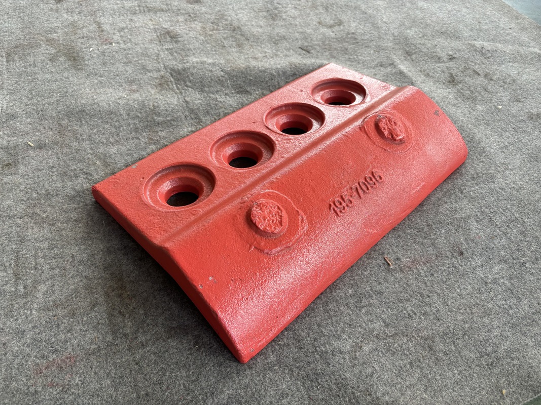 1957096 195-7096 बकेट टॉप वियर प्लेट कवर | बिल्ली