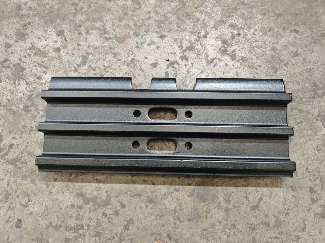 FL4 ट्रैक शू ट्रिपल ग्रूसर ट्रैक शू पिच TG140D-8.5-400